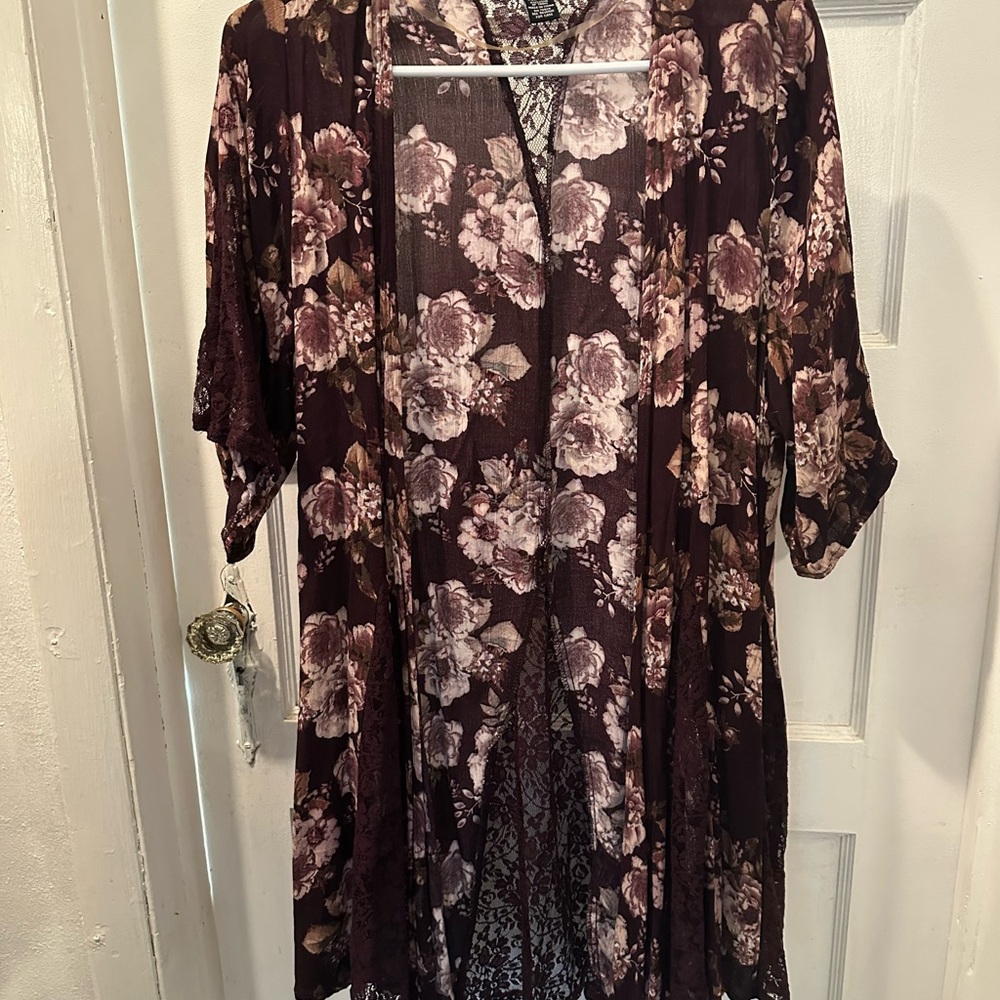 Rue21 Lace Floral Top in Brown and Cream
